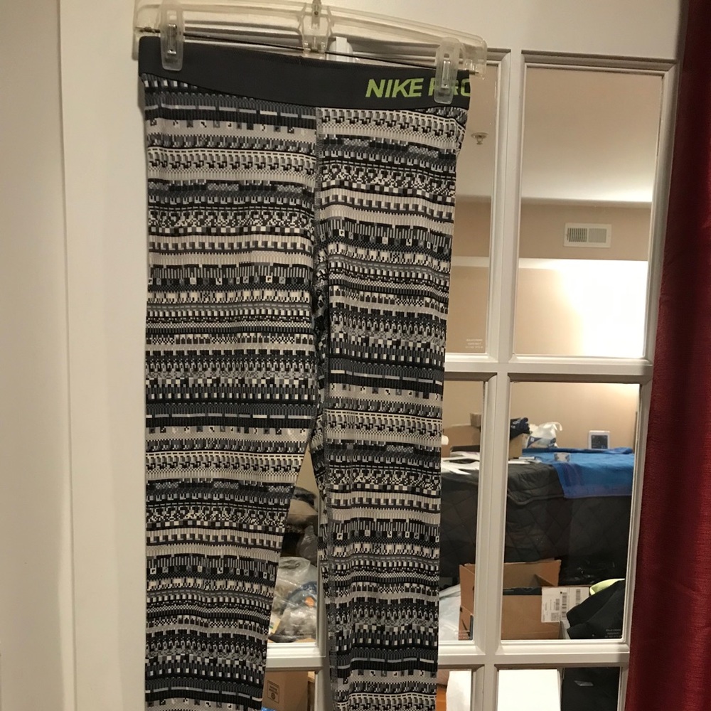 Nike leggings
